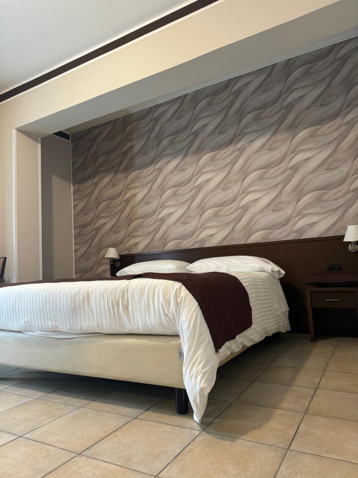 Hotel Vittoria Rosarno Ngoại thất bức ảnh
